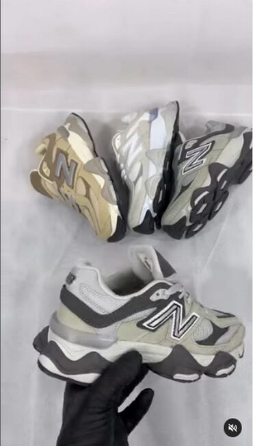 Women's Sneakers and athletic shoes: New balance 9060 patike

Novo
Brojevi 36 do 40

fb moja Kupovina 1 — 13