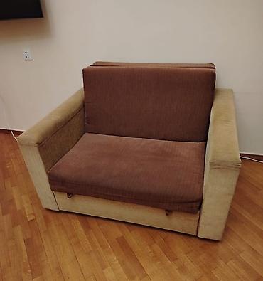 ev mebeli: Açılıb-yığılan kreslo-divan satılır. Model həm oturacaq, həm də — 1