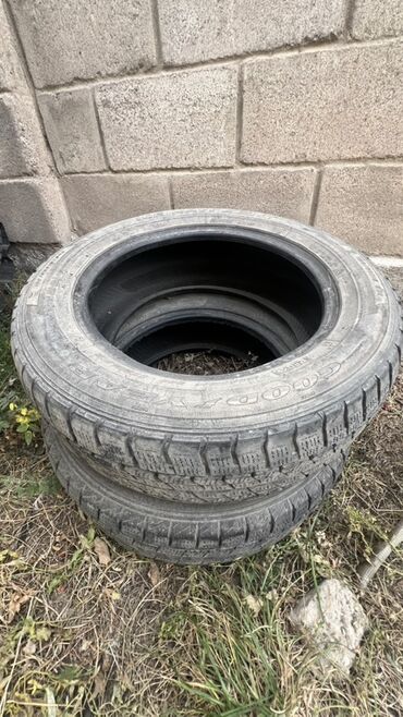 грузовик сапок: Пара автомобильных шин Goodyear. Цена Пара 4000т сом Основные