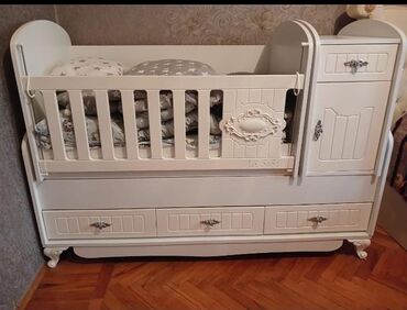 NigEndirim. Besik tecili evden cixmalidir. 130azn . Matrasi