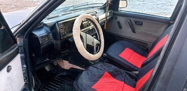 джетта 1: Volkswagen Jetta: 1.8 л | 1987 г. | Седан