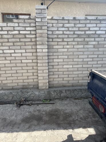 Строительный кирпич: Продаю бу кирпич селикатный,1200 шт,самовывоз