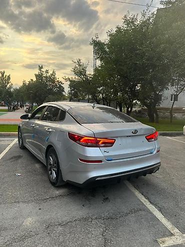 kaiyi e5: Kia K5: 2020 г., Автомат, Газ, Седан — 3