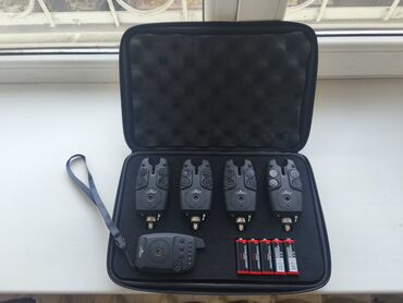 прикормочный кораблик с эхолотом и gps: Сигнализаторы поклёвки фирмы east shark состояние почти новые