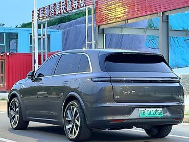 силк вэй: Lixiang L7: 2023 г., 1.5 л, Автомат, Гибрид, Кроссовер — 7