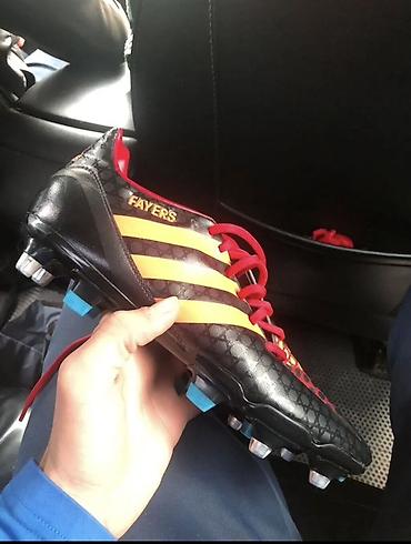 bot kar: Butslar Adidas, Ölçü: 42, İşlənmiş — 3