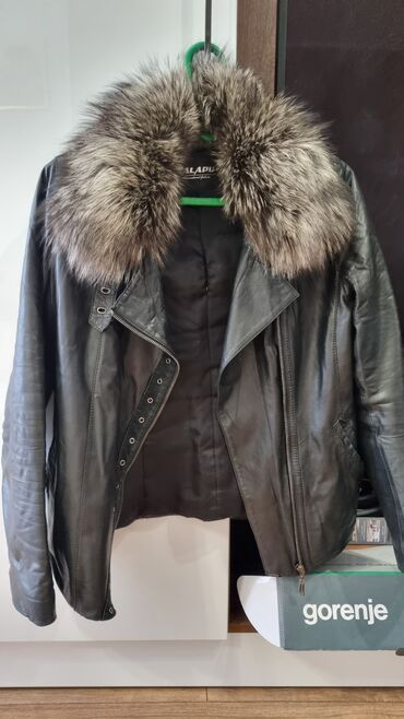 Кожаные куртки: Мех натуральная чернобурка