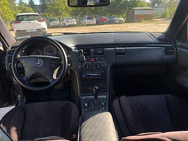 купить мерс с: Mercedes-Benz E-Class: 2000 г., 3.2 л, Автомат, Газ, Седан — 4