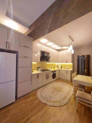 Yeni tikili: 3 otaqlı, Yeni tikili, m. Neftçilər, 100 kv. m — 5