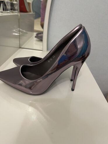 Tuflilər: Tuflilər, Ölçü: 35.5, rəng - Yasəmən, Yeni -da lalafo.az — 2 Tuflilər: Tuflilər, Ölçü: 35.5, rəng - Yasəmən, Yeni — 2