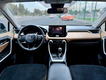 багажник на легаси: Toyota RAV4: 2022 г., 2.5 л, Вариатор, Гибрид, Кроссовер