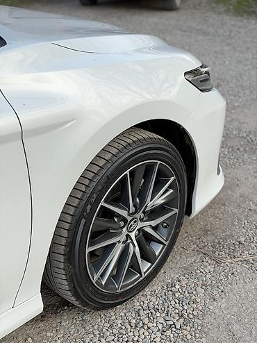 Toyota: Toyota Camry: 2022 г., 2.5 л, Автомат, Бензин, Седан — 7