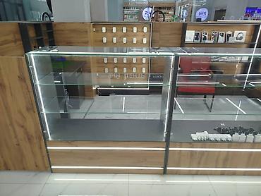 Витрины: Торговые витрины и прилавки для магазинов электроники и аксессуаров — 8