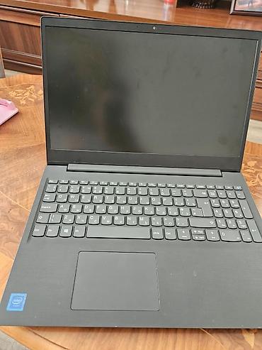 komputer notebook: Lenovo V145-15IGL noutbuk - Model: Lenovo V145-15IGL (alt panel — 1