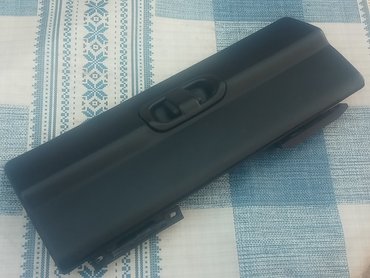 Auto delovi: Vrata kasete table Lada 1.7 Niva. Polovno, očuvano kao novo. Skinuto — 2