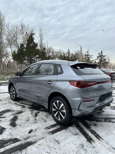 BYD: Электромобиль BYD E2: Экономия и комфорт по доступной цене! Запас