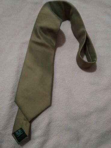 Košulje: Kravata 
Hugu Boss — 5