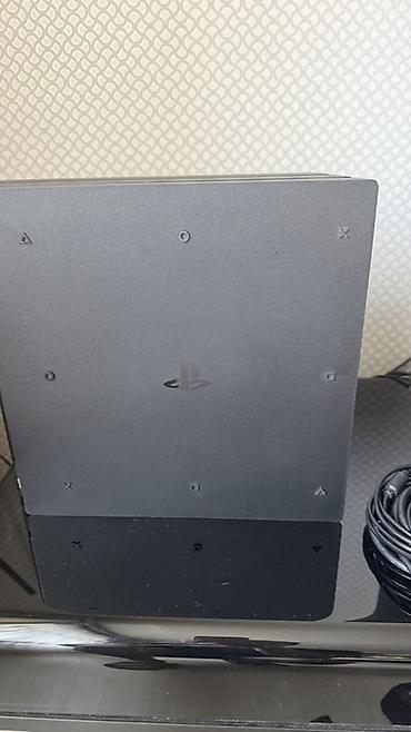 sps 4pro: PlayStation 4 Pro (— комплект для игр на 4K TV и PS VR. В составе: - — 4