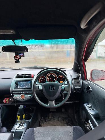 Honda: Honda Fit: 2003 г., 1.5 л, Вариатор, Бензин, Хэтчбэк — 9