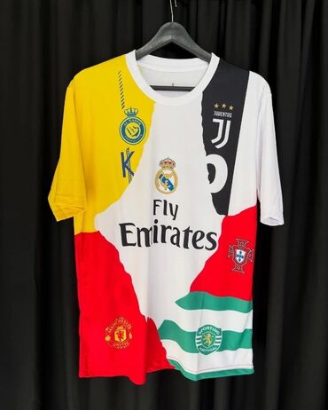 dini koynekler: Ronaldo 7 dizaynlı T-shirt. Parçadır. Yenidir, istifadə olunmayıb