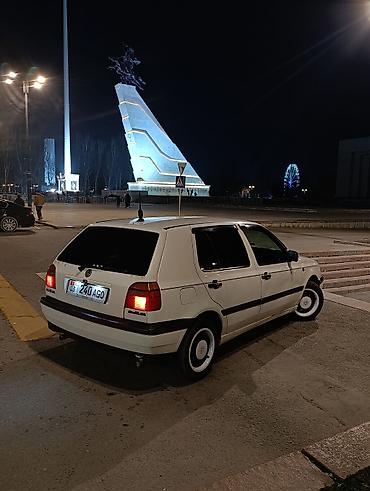 Volkswagen: Volkswagen Golf: 1993 г., 1.8 л, Механика, Бензин, Хэтчбэк — 8