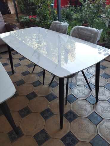 Кухонные столы: Стол керамической. столы привозные. ношки железные столешница at lalafo.kg — 4 Кухонные столы: Стол керамической. столы привозные. ношки железные столешница — 4