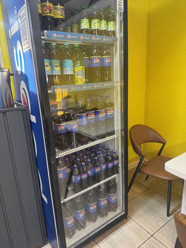 будка рефрижератор: Срочно продаётся готовый бизнес! Фастфуд. Есть доставка Работаем уже 3