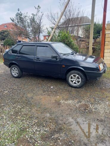 vaz 2107 detallari: VAZ (LADA) 2109: 1.5 l | 1990 il 14600 km Sedan