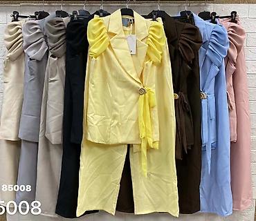 dsquared2 kacket: 🌞 New collection 🌞 

Univerzalne velicine 
Cena 3000 din. j — 3