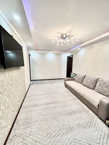 Продажа квартир: 2 комнаты, 43 м², 104 серия, 2 этаж, Евроремонт