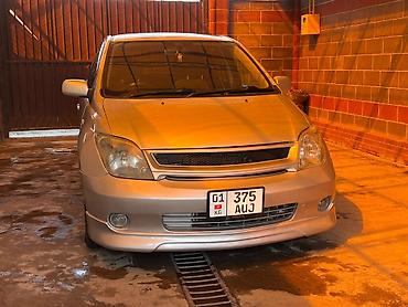 e klass: Toyota Ist: 2003 г., 1.5 л, Автомат, Бензин, Седан — 4