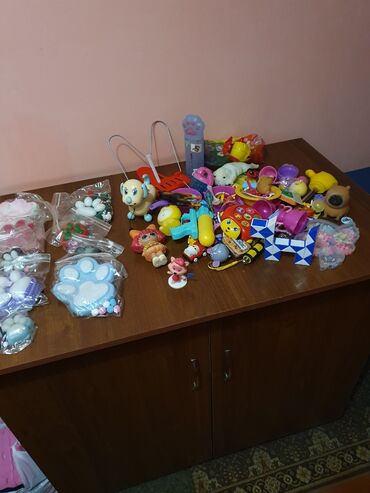 машины для детей на пульте: ПРОДАЮТСЯ Игрушки разные! Таба лапки, много разных! От самых