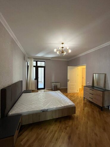 Uzunmüddətli kirayə mənzillər: Mənzil kirayə verilir. 3 otaq, 16.7 m. 149 kv. Nerimanov ray(28 may — 9