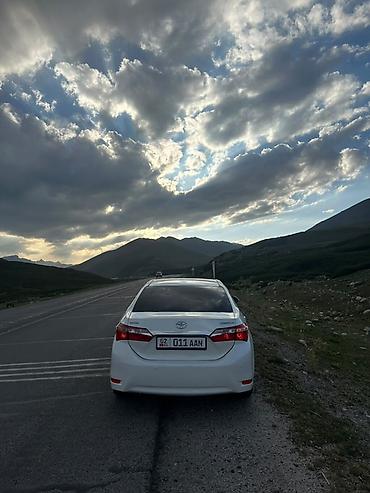 некся 2013: Toyota Corolla: 2013 г., 1.6 л, Вариатор, Бензин, Седан — 5
