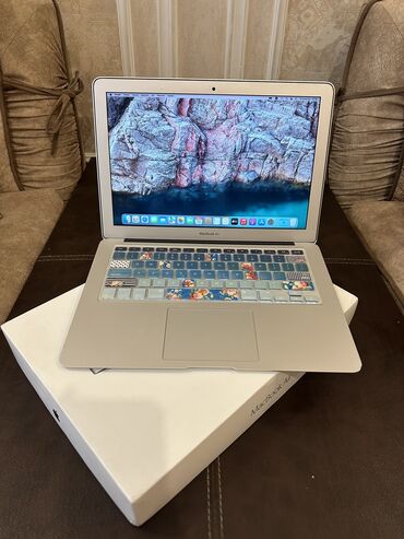 Apple MacBook: İşlənmiş Apple MacBook, 13.3 ", Intel Core i5, 128 GB, Ünvandan götürmə — 11