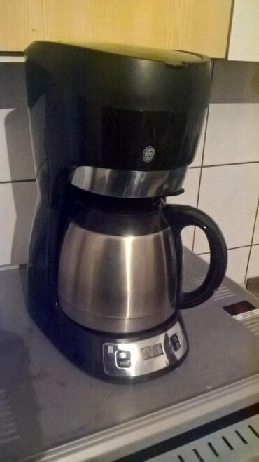 Aparati za kafu: Russell Hobbs 19960-56 programibilni cafe aparat Slanje Brzom postom — 2