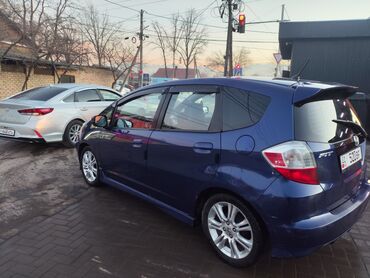 Honda: Honda Fit: 2011 г., 1.5 л, Автомат, Бензин, Хэтчбэк — 1