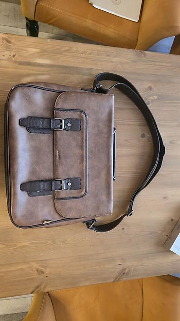 Noutbuk sumkasi
7mkr Elit park yaşayış kompleksi lalafo.az -da Noutbuk sumkasi
7mkr Elit park yaşayış kompleksi