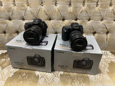 фотоаппараты canon: Продается 2шт 5d mark 4( объектив 24-105 второго поколения) Состояние