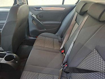 auto pragovi: Volkswagen Golf 6 1.4 2009 godište Golf je prešao 221000 km, benzin — 5