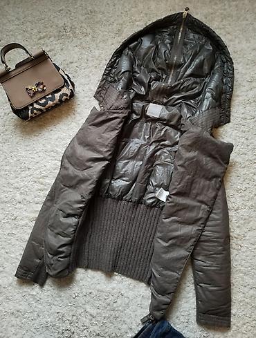 spitfire jacket alpha: PINKO jakna u braon pastelnoj boji sa vunom. Kapuljaca viralnog kroja — 2