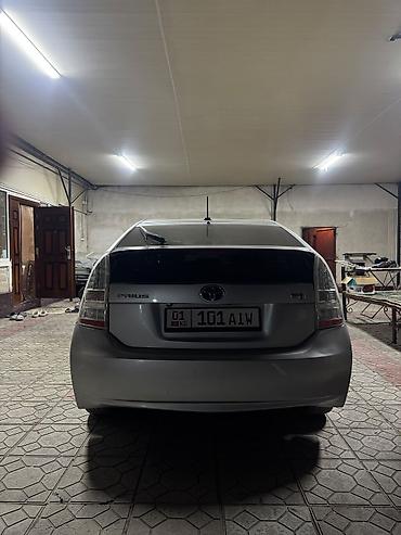 volvo ec60e: Toyota Prius: 2011 г., 1.8 л, Автомат, Гибрид, Хэтчбэк — 3