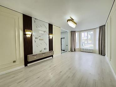 Үйлөрдү сатуу: 4 бөлмө, 160 м², 4 соток, Төмөнкү Ала-Арча, Риелтор — 2