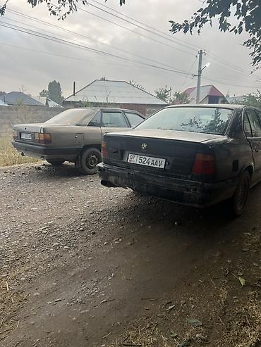 Oldsmobile: BMW : 1990 г., Седан — 6