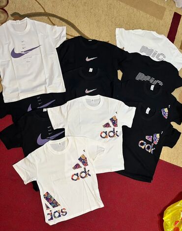 келме ветровка: Мужская футболка, Все размеры, Adidas, Новый, цвет - Бежевый, Платная доставка