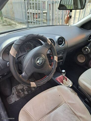 Seat: Seat Ibiza: 1.4 l | 2003 year | 197000 km. Hatchback