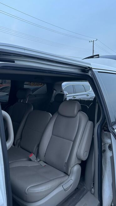 Kia: Kia Carnival: 2020 г. — 11