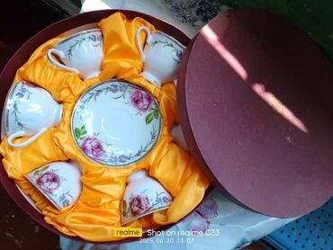 tom qab: Çay dəsti, rəng - Ağ