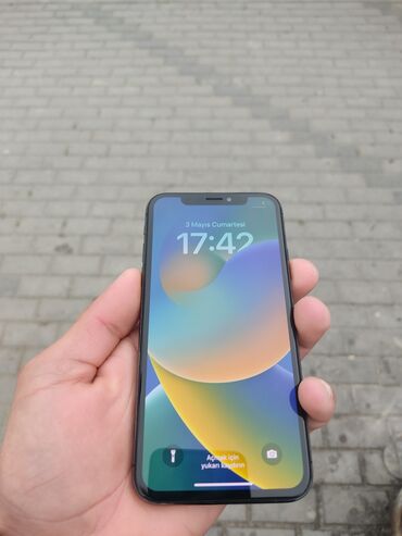 Apple iPhone: IPhone X, 64 GB, Simsiz şarj