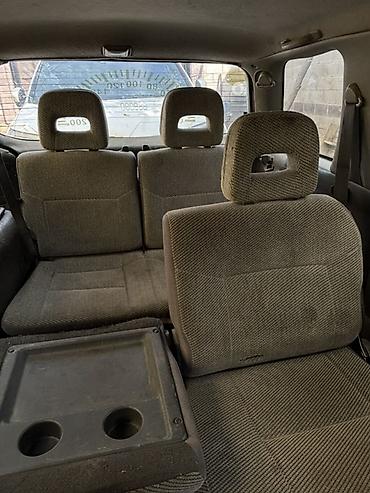 будка машина: Mitsubishi Chariot: 1992 г., Минивэн — 5